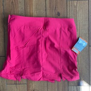 Under Armour golf skirt, new with tags